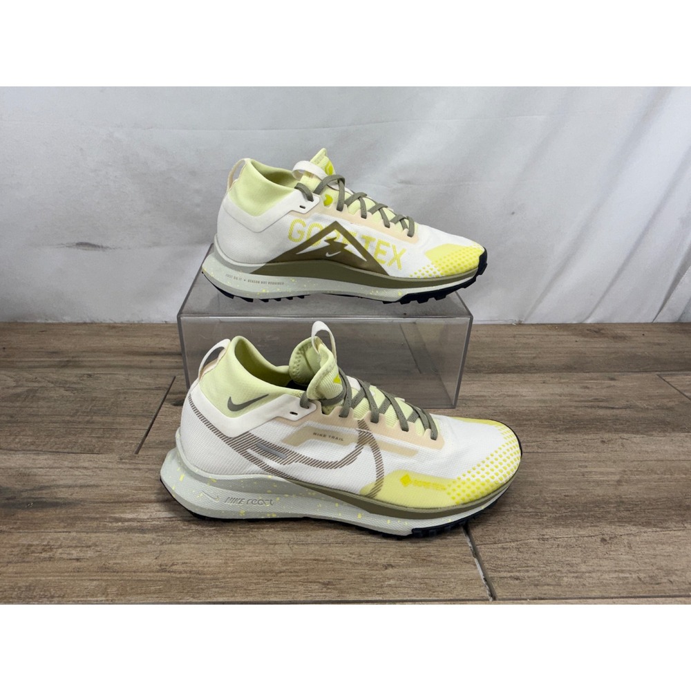 Nike Women's White and Yellow GORE-TEX Athletic Shoes